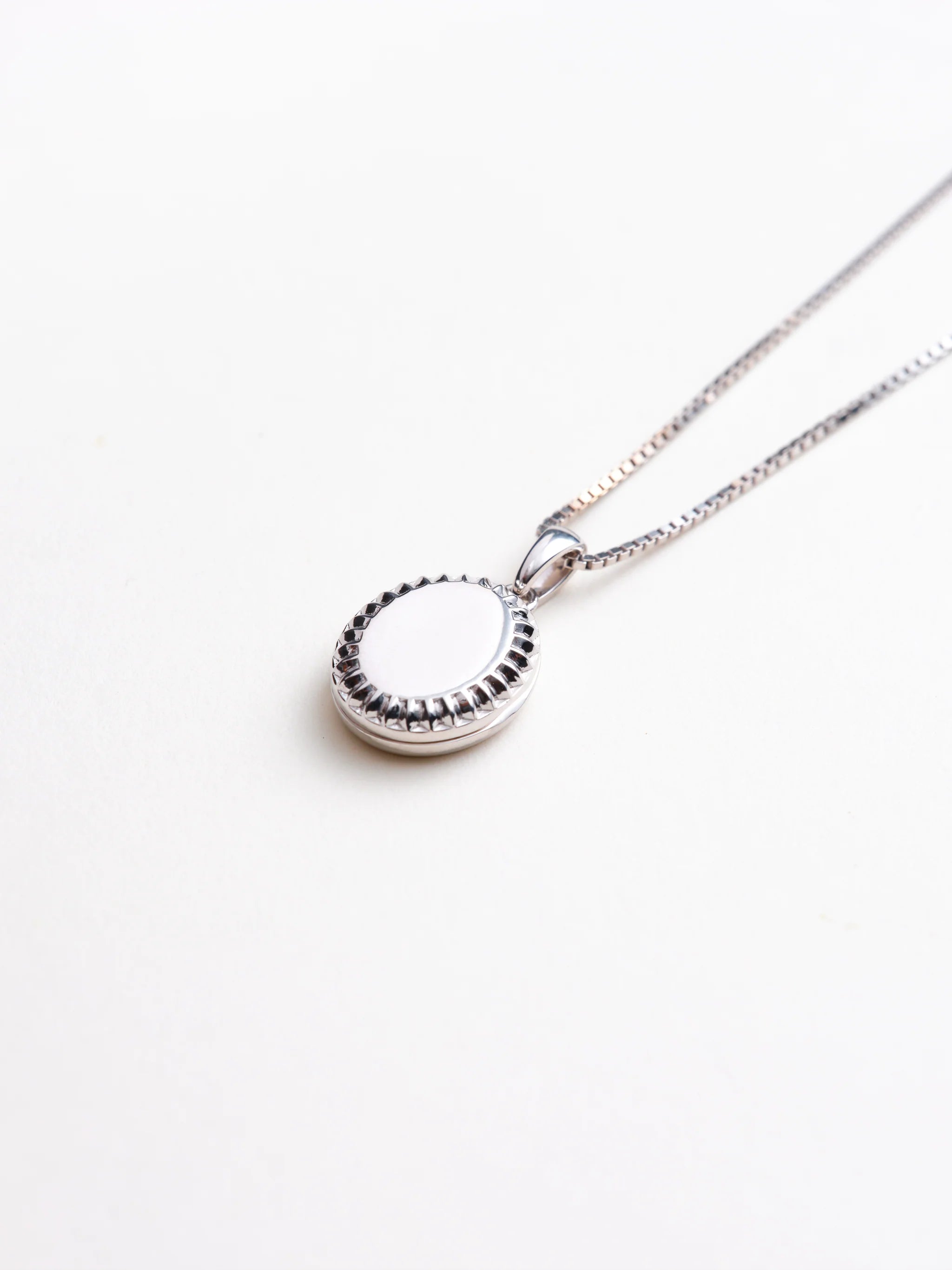 Their Studios :: Sutton Oval Locket