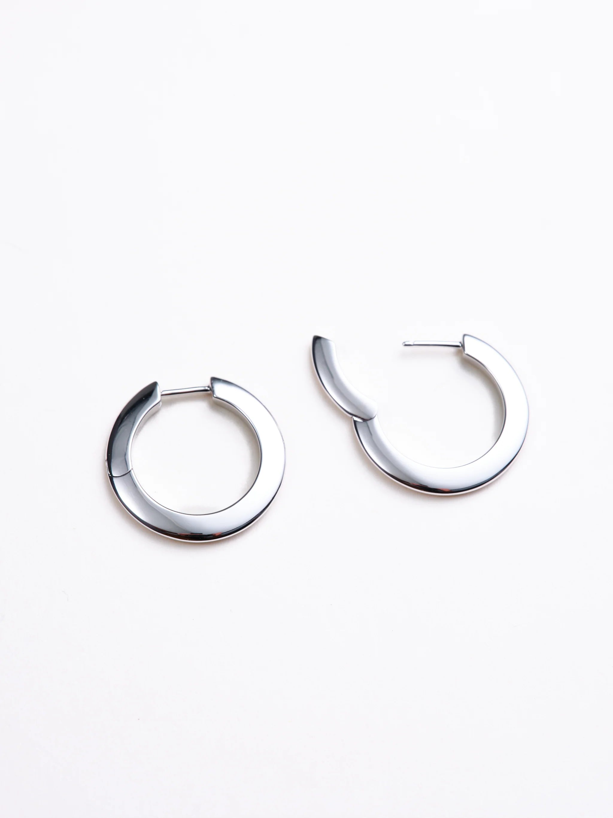 Their Studios :: Talia Medium Hoop Earrings
