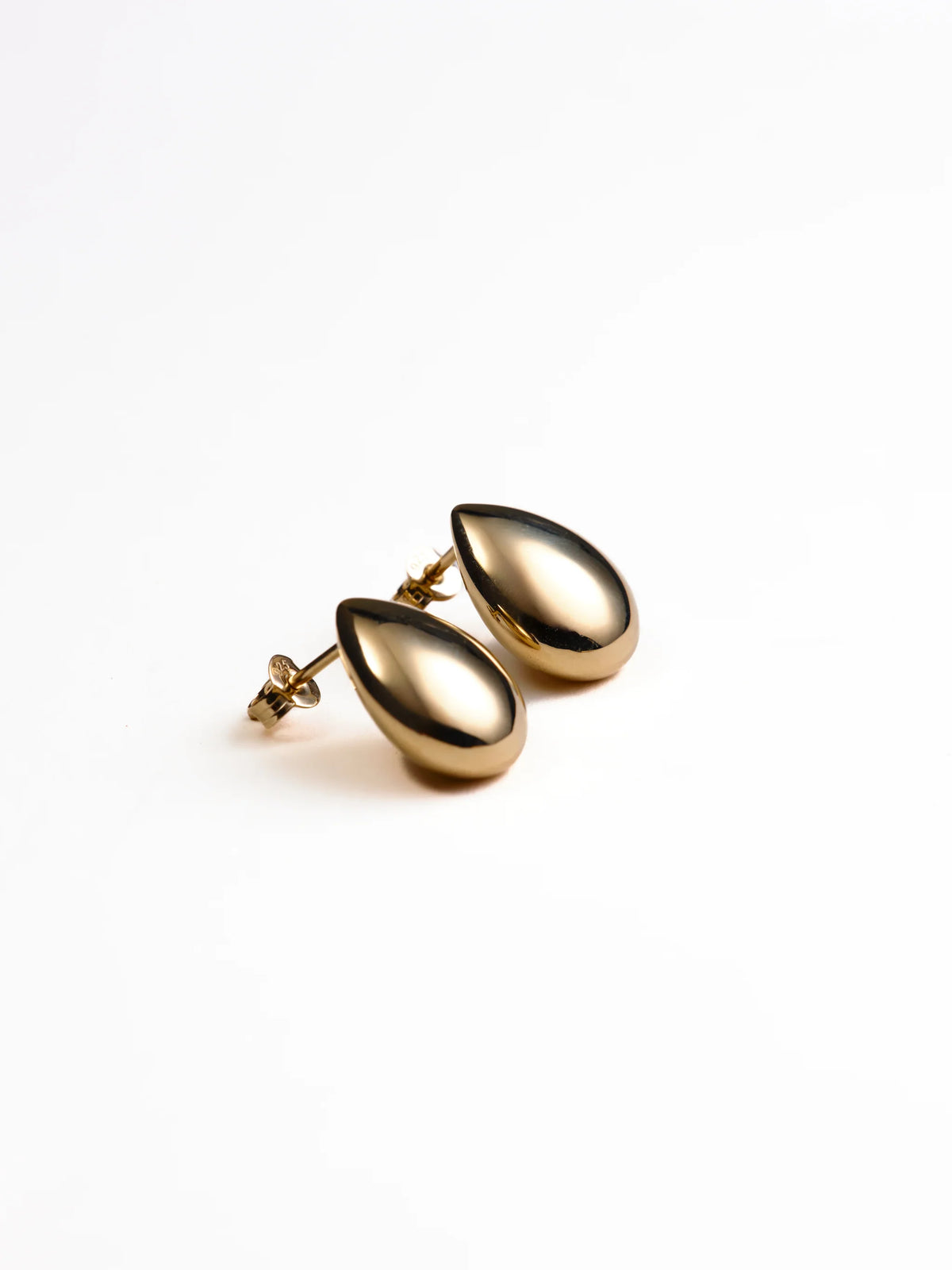 Their Studios :: Hannah Teardrop Studs