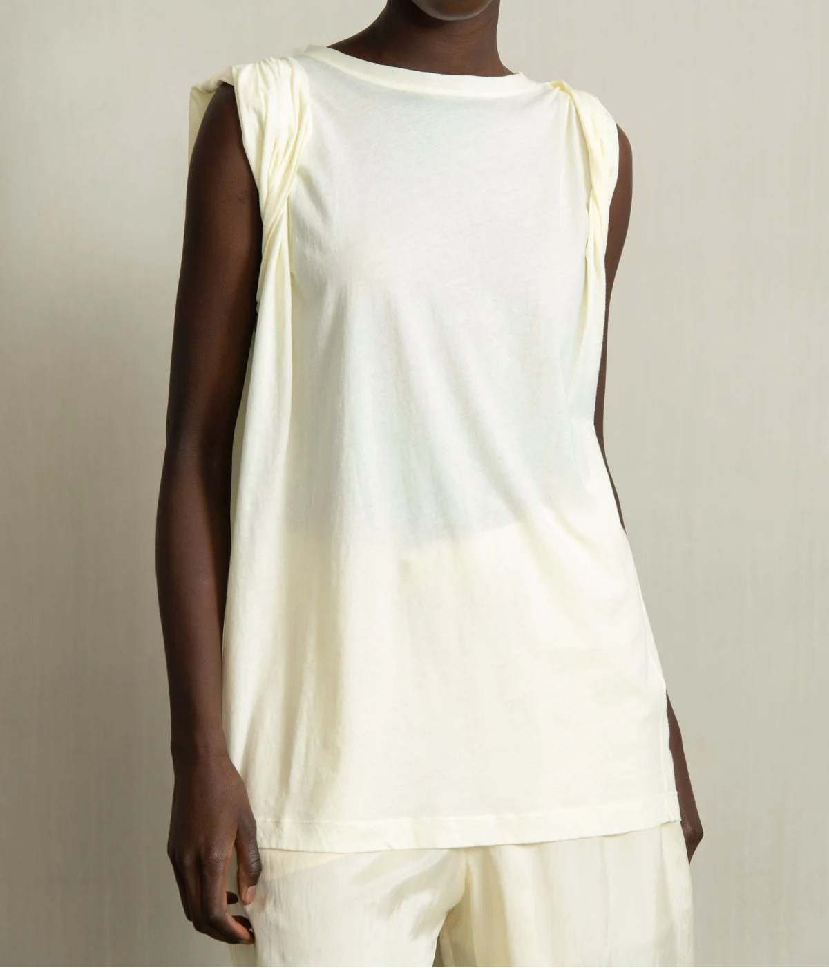 Humanoid :: Bara Tee