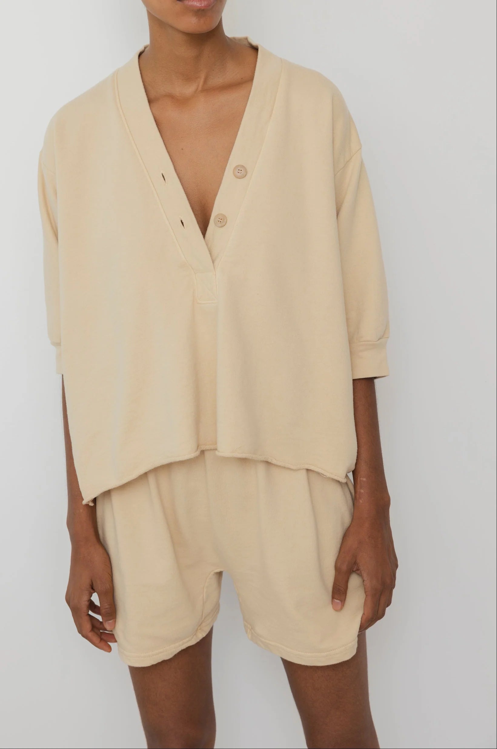Wol Hide :: Short Sleeve Sweatshirt