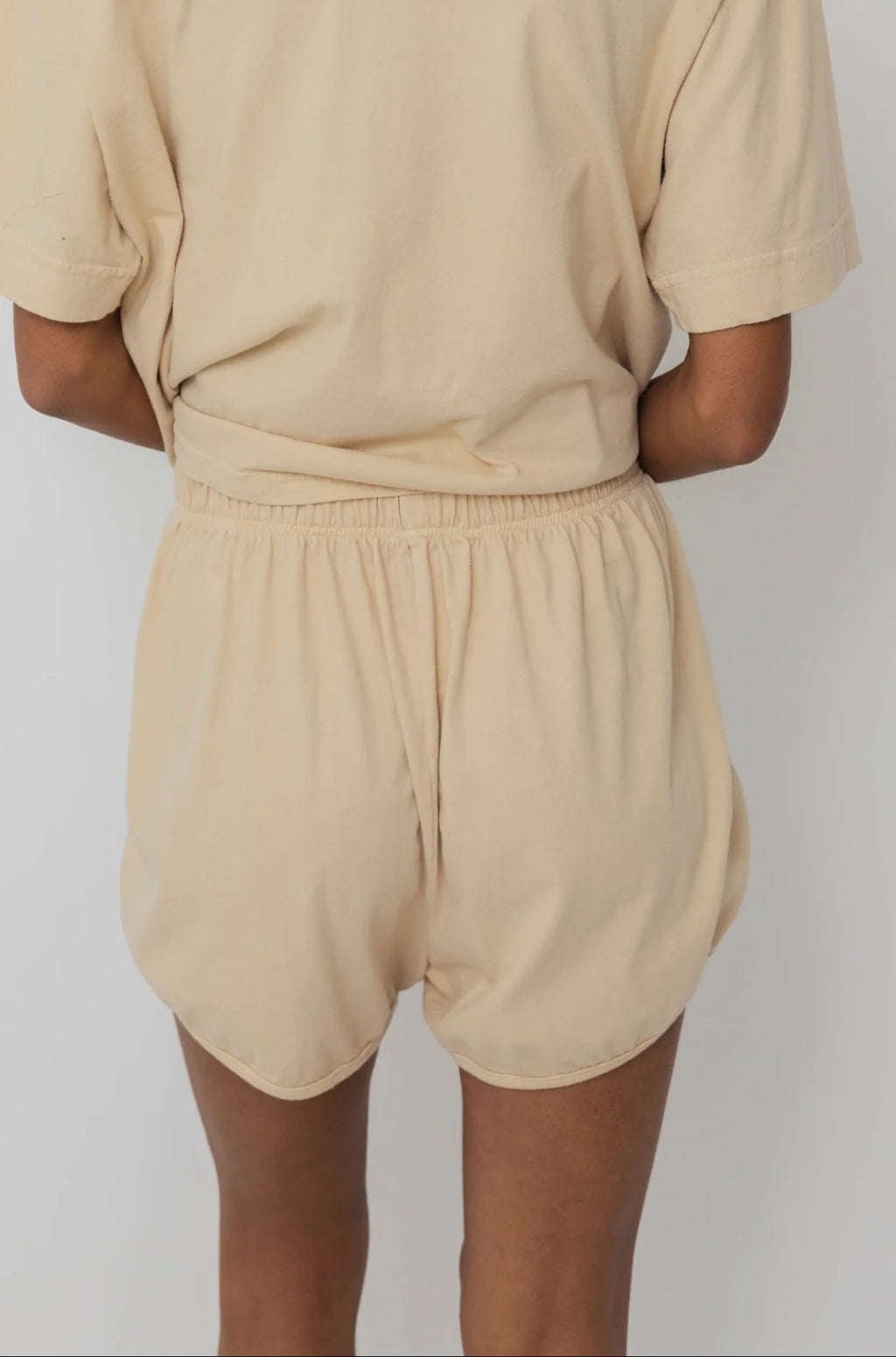 Wol Hide :: Trainer Short