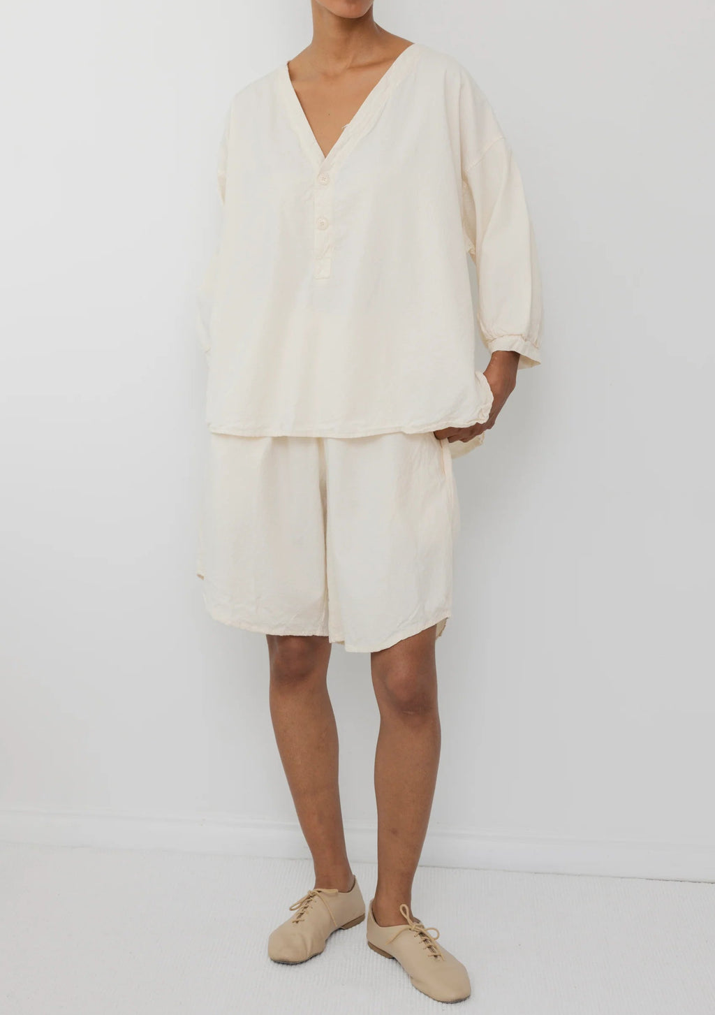 Wol Hide :: Woven Popover