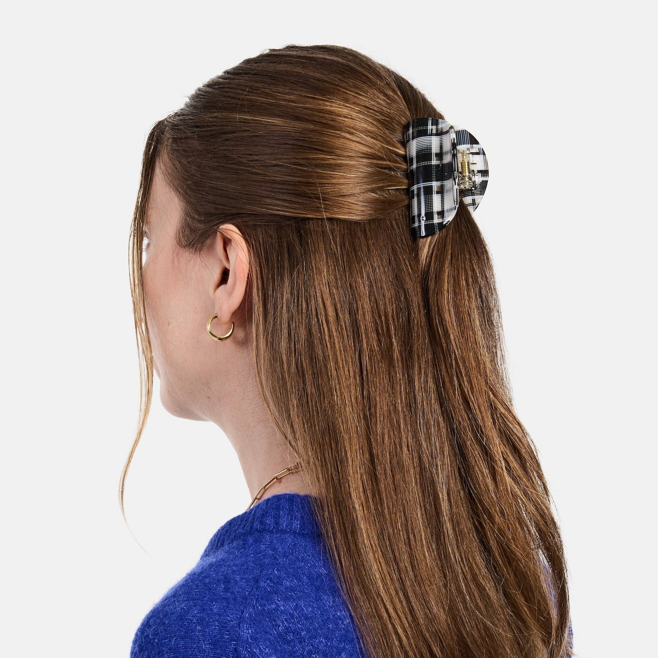 CHUNKS :: Juno Claw in Black + White Plaid