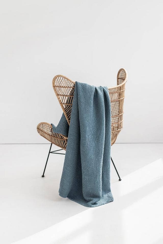MagicLinen :: Linen waffle throw blanket in various colours