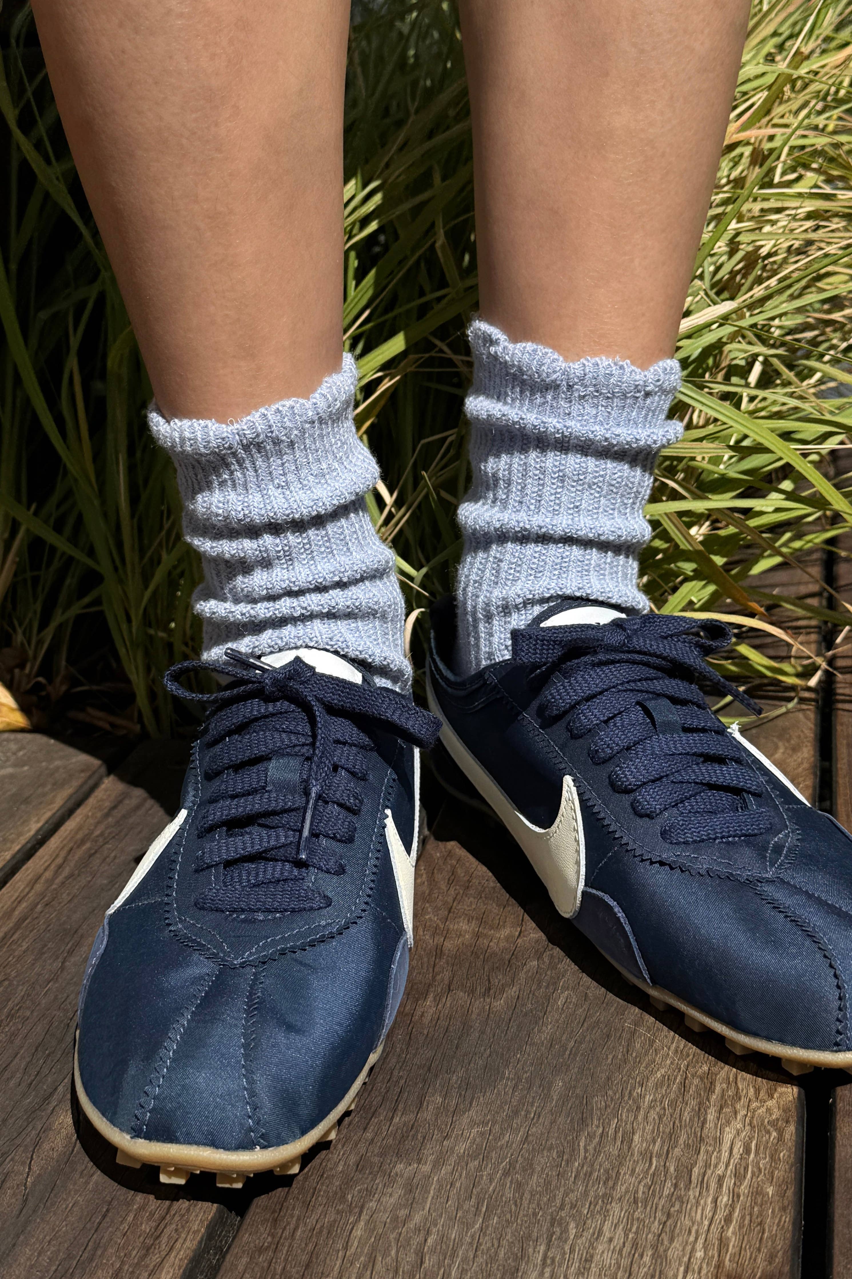 Le Bon Shoppe :: Linen Scallop Socks