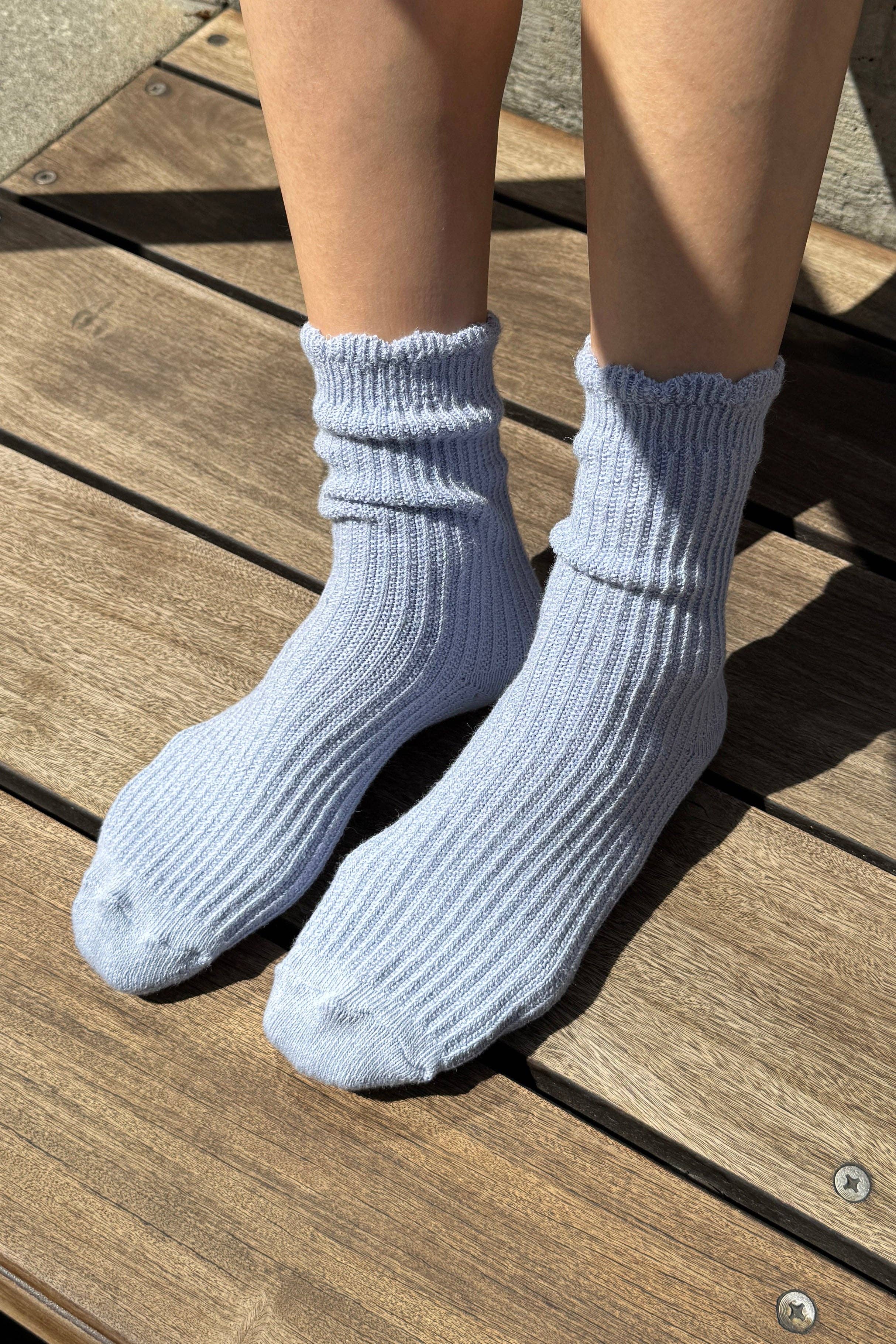Le Bon Shoppe :: Linen Scallop Socks