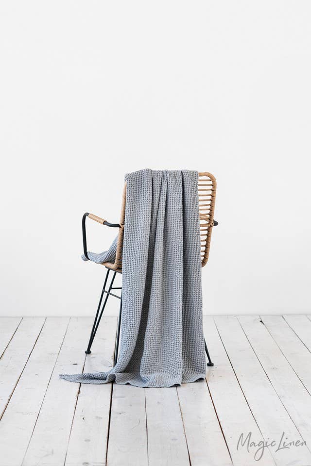 MagicLinen :: Linen waffle throw blanket in various colours