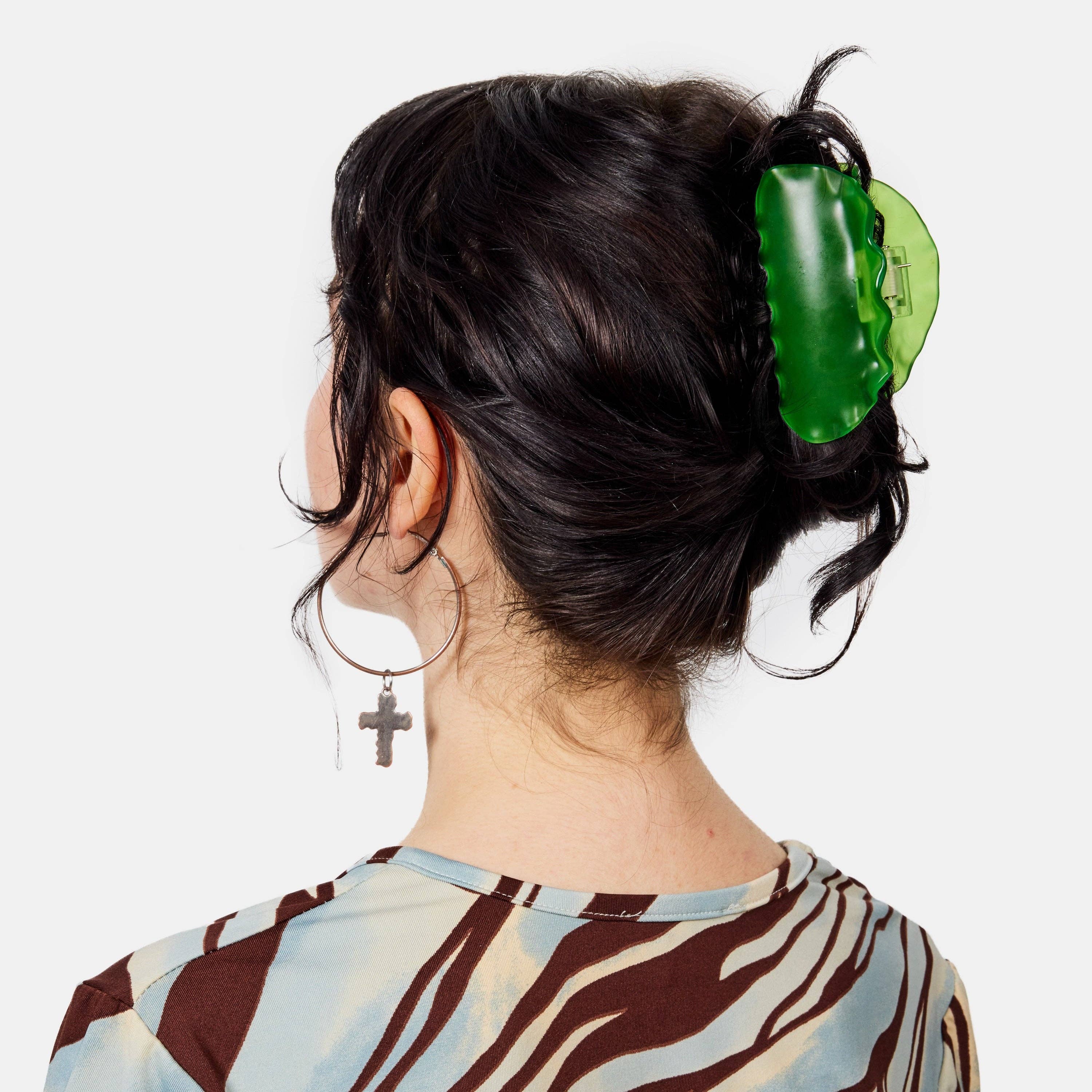 CHUNKS :: Suki Claw in Green Ruffle
