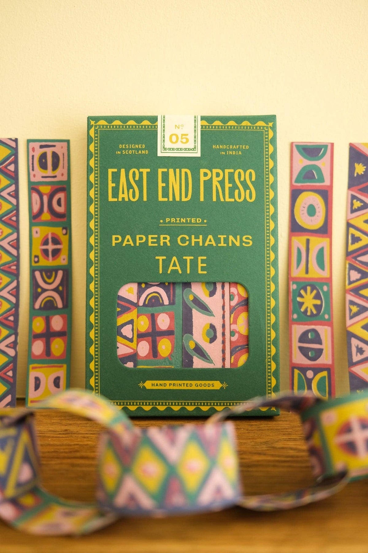 East End Press :: Bloomsbury Paper Chain Kit