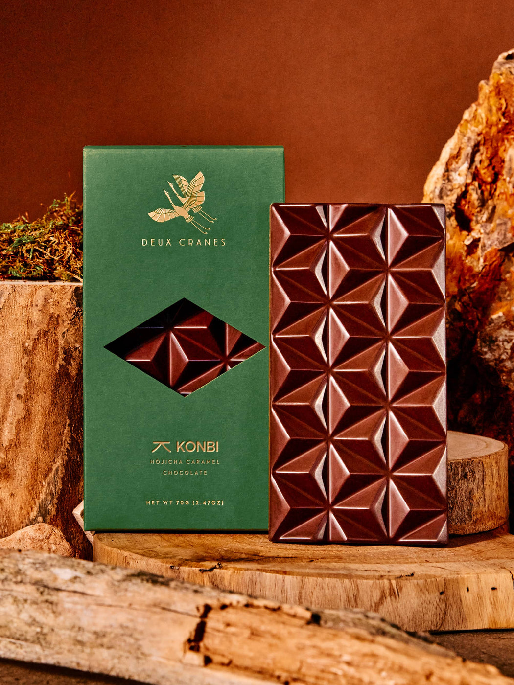 Deux Cranes :: Hōjicha Caramel Milk Chocolate Bar
