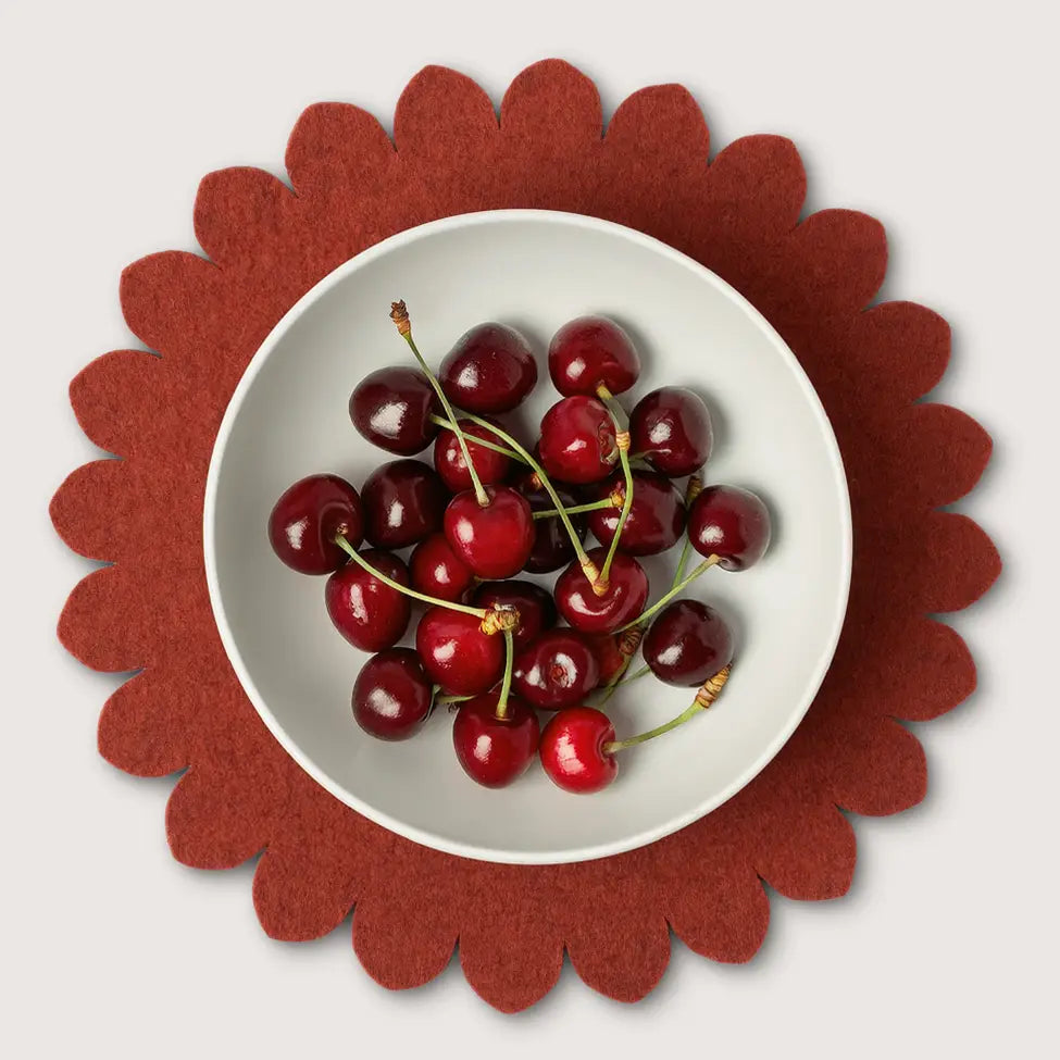 Graf Lantz :: Crest Wool Trivet, Fall/Winter