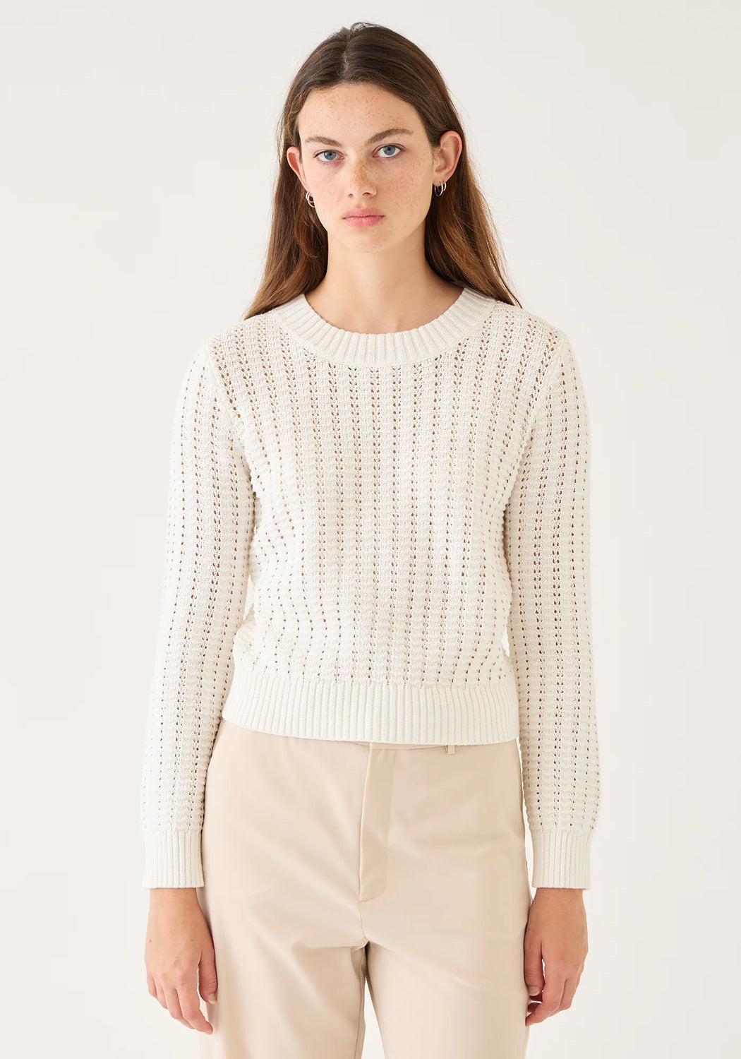 Demylee :: Kirsten Seater, Off-White