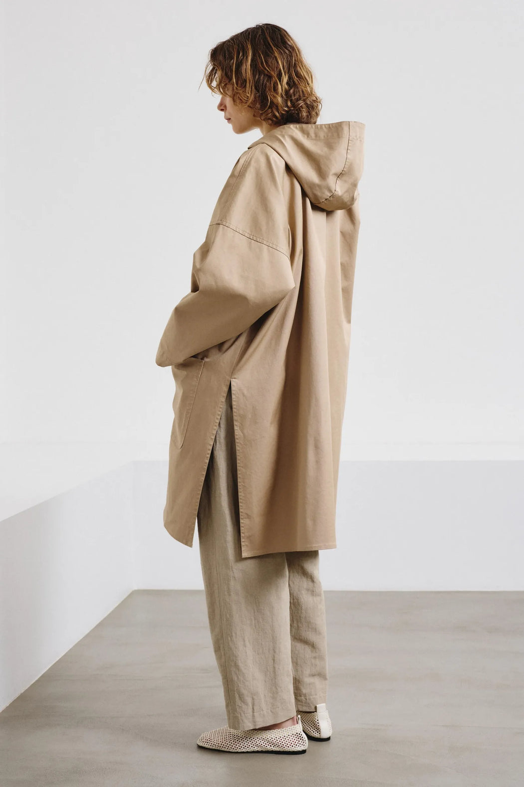 Pomandere :: Cotton drill cape coat