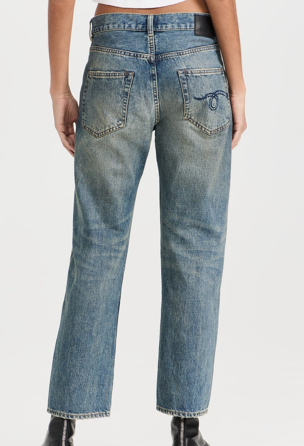 R13 :: BF Jean