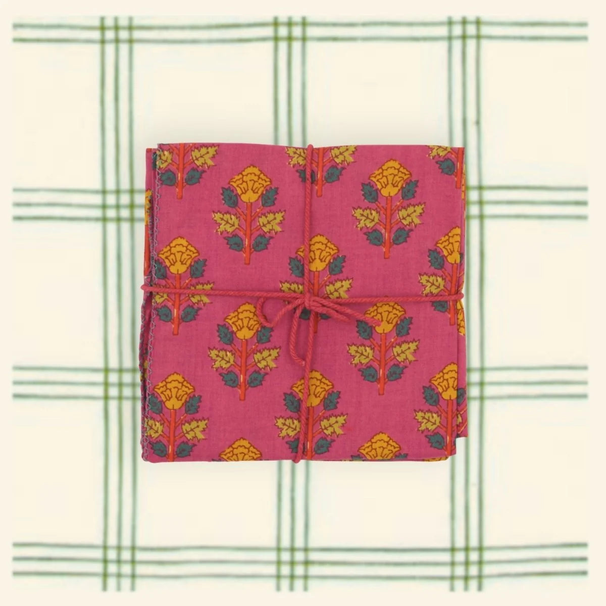 Suzette :: Napkins Belladone Carmine, Set of 4