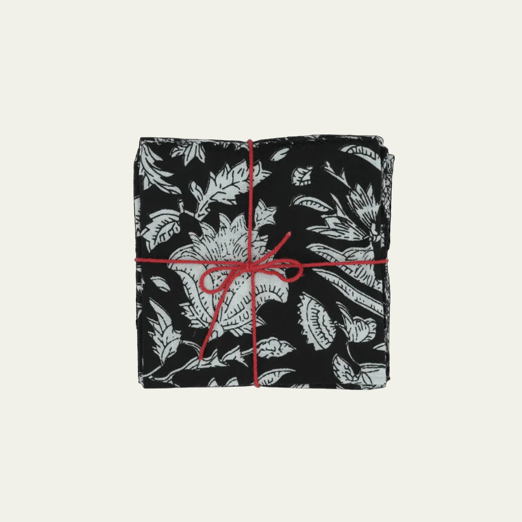 Suzette :: Napkins Daniella Black, Set of 4