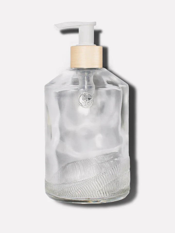L'Avant :: Clear Glass Bottle, White Pump