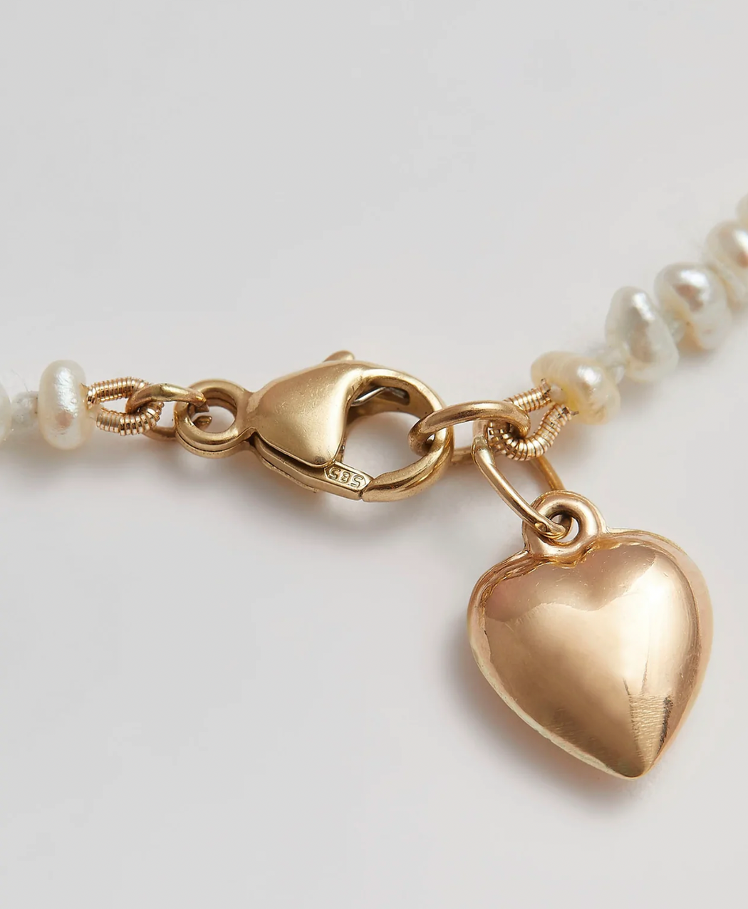 Loren Stewart ::  Puff Love Chocker Pearl Necklace