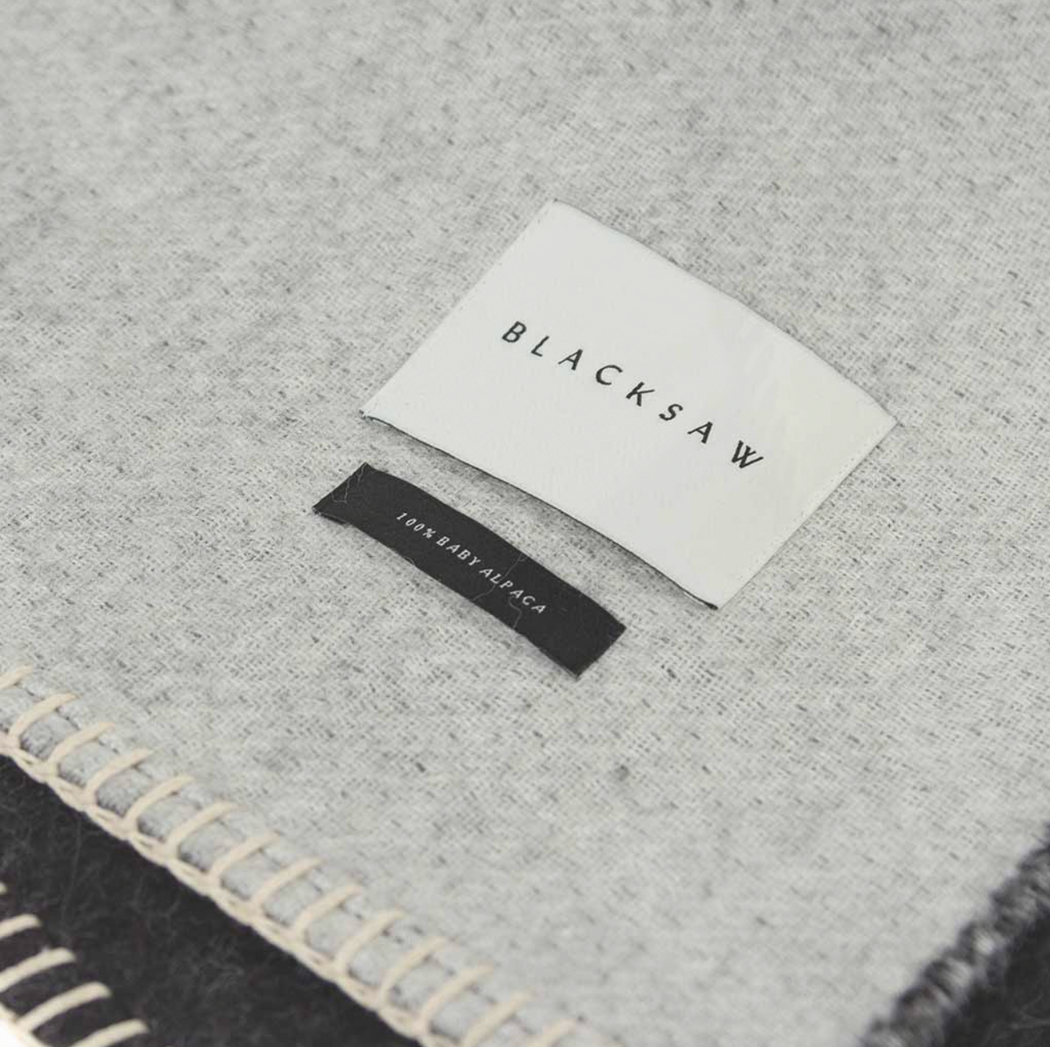 Blacksaw : Yin Reversible Throw blanket