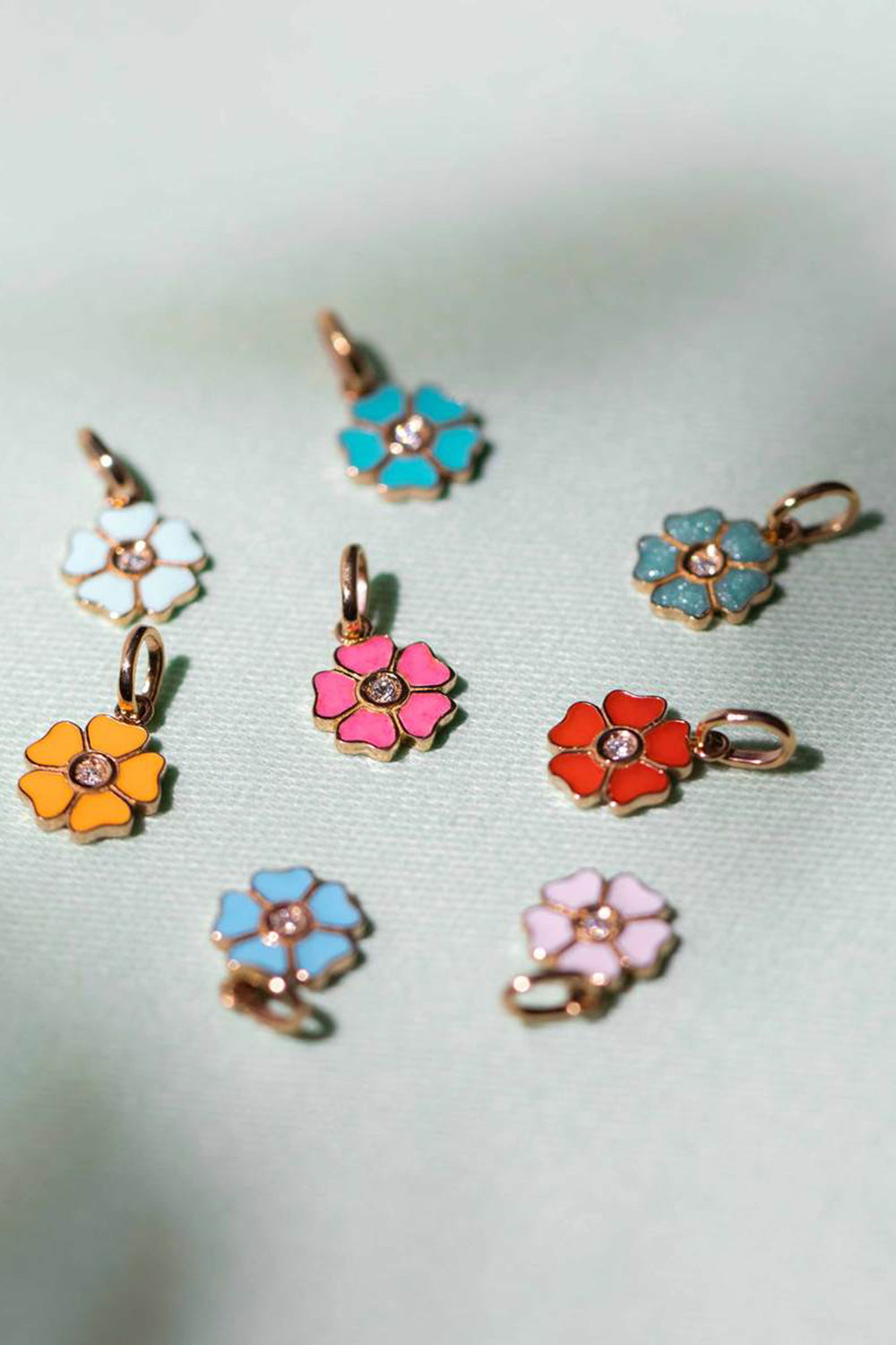 Gigi Clozeau :: Flower Pendant